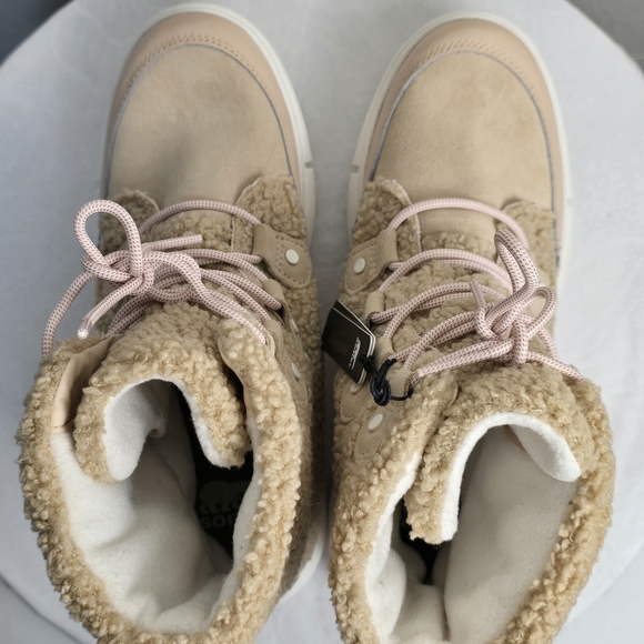 NWT Sorel Beige and Cream Winter Waterproof Boots Women's - Picture 6 of 10